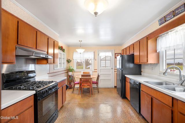 49 Van Dyck Street, Coxsackie, NY 12051