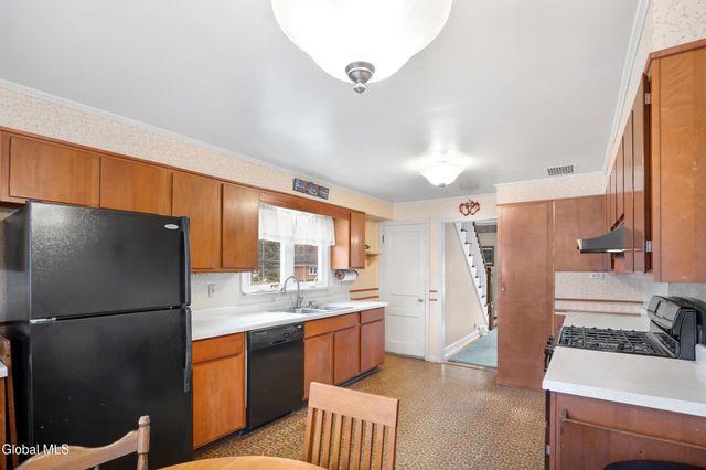 49 Van Dyck Street, Coxsackie, NY 12051