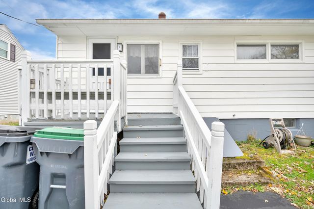 49 Van Dyck Street, Coxsackie, NY 12051