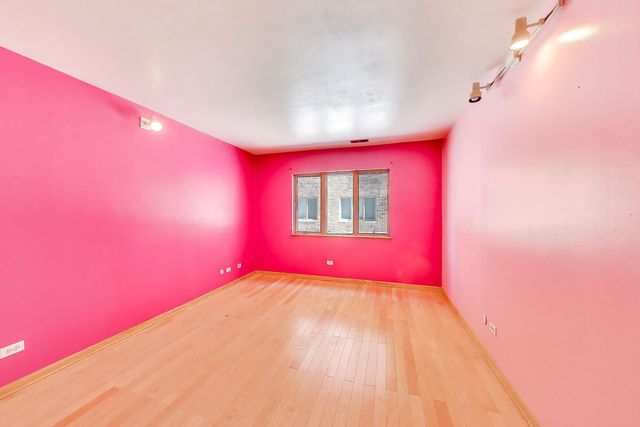 7908 W North Avenue 201C, Elmwood Park, IL 60707