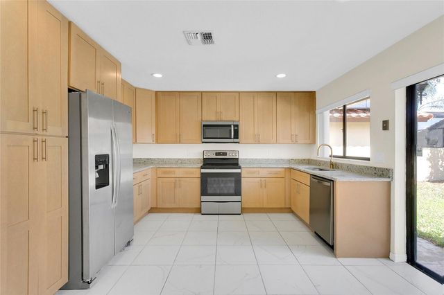 8102 S IBIZA COURT, Orlando, FL 32836