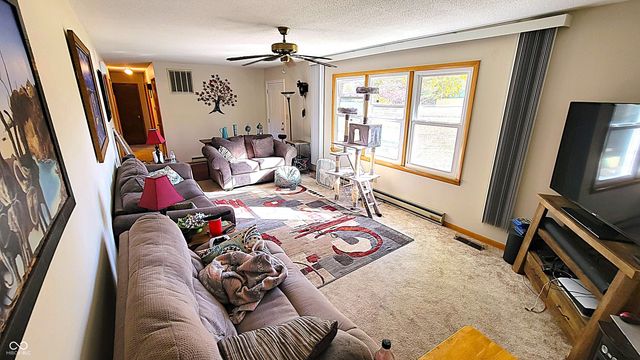 1611 E Range Line Road, Greencastle, IN 46135