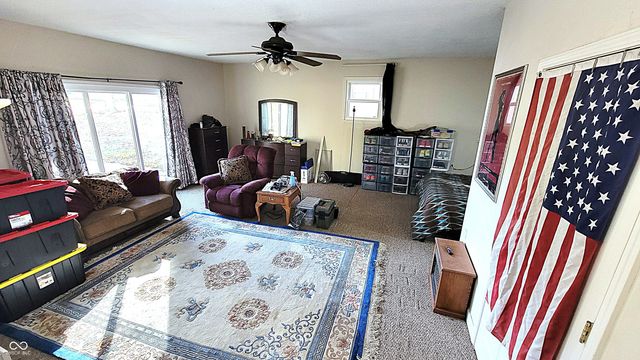 1611 E Range Line Road, Greencastle, IN 46135