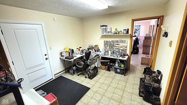 1611 E Range Line Road, Greencastle, IN 46135