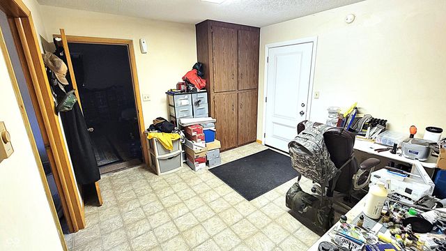 1611 E Range Line Road, Greencastle, IN 46135