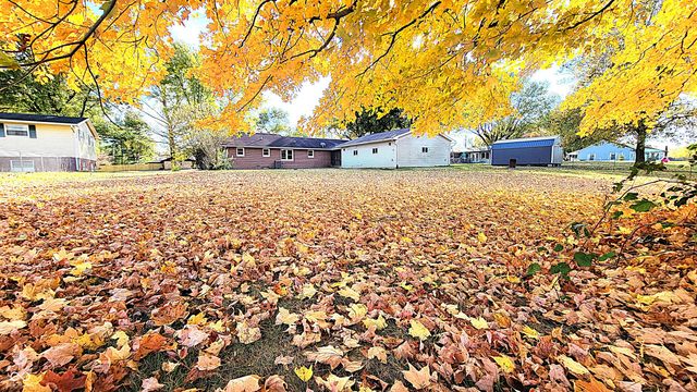 1611 E Range Line Road, Greencastle, IN 46135