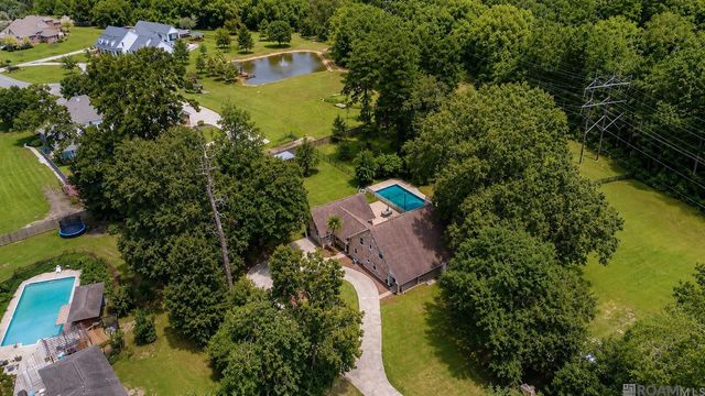 16227 Chevernt Ave, Greenwell Springs, LA 70739