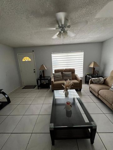 26 LAS PALMAS WAY 1, Kissimmee, FL 34743