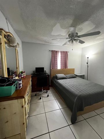 26 LAS PALMAS WAY 1, Kissimmee, FL 34743