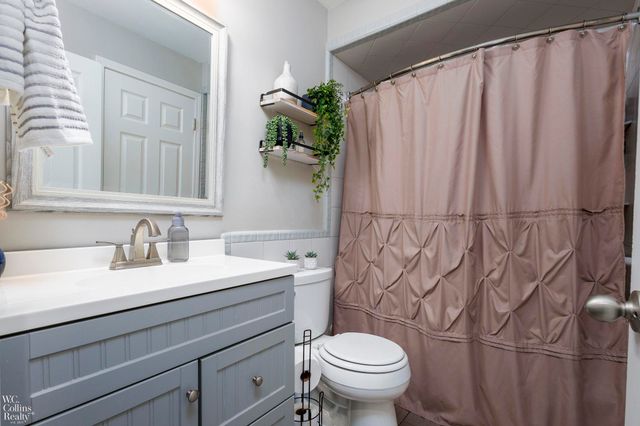 276 1st Street, Rochester, MI 48307