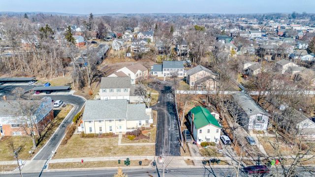 276 1st Street, Rochester, MI 48307