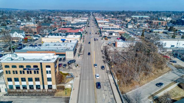 276 1st Street, Rochester, MI 48307