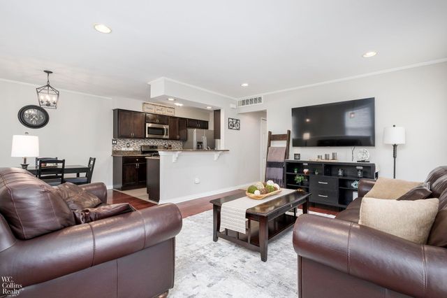 276 1st Street, Rochester, MI 48307