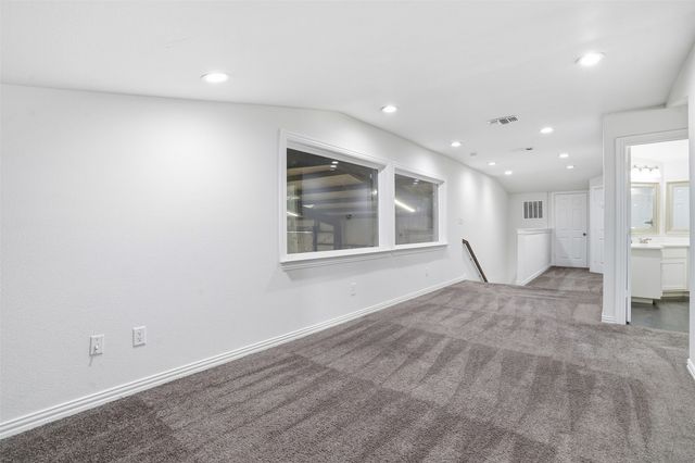 103 W Cleburne- shop, Crowley, TX 76104