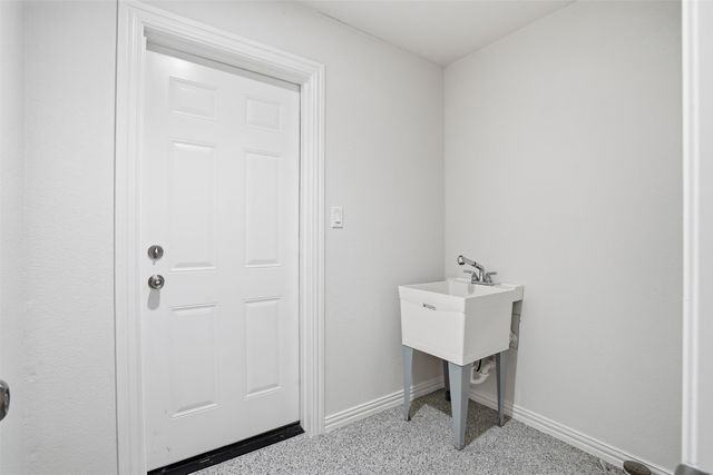 103 W Cleburne- shop, Crowley, TX 76104