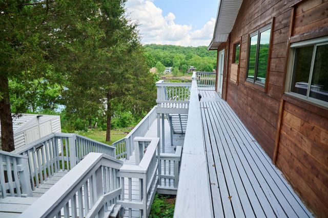 330 Robin Hood Ln, Hardy, AR 72542