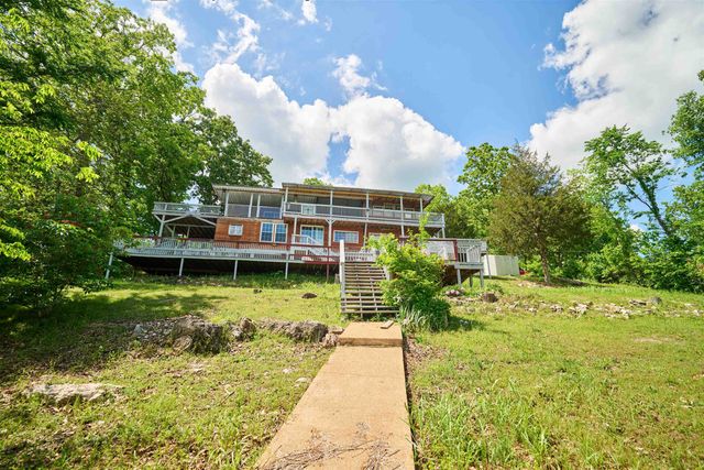 330 Robin Hood Ln, Hardy, AR 72542