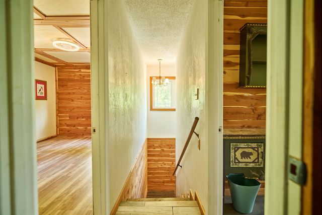 330 Robin Hood Ln, Hardy, AR 72542