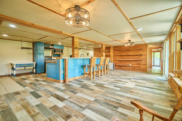 330 Robin Hood Ln, Hardy, AR 72542