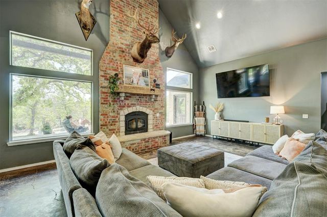 17400 Pantera Avenue, Choctaw, OK 73020