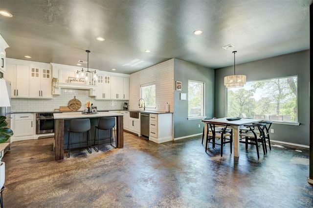 17400 Pantera Avenue, Choctaw, OK 73020