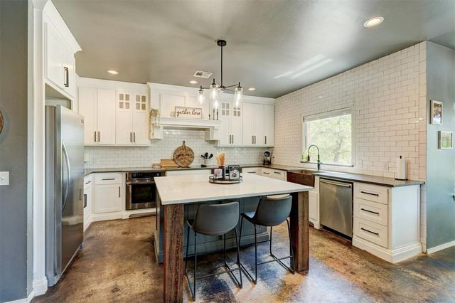 17400 Pantera Avenue, Choctaw, OK 73020