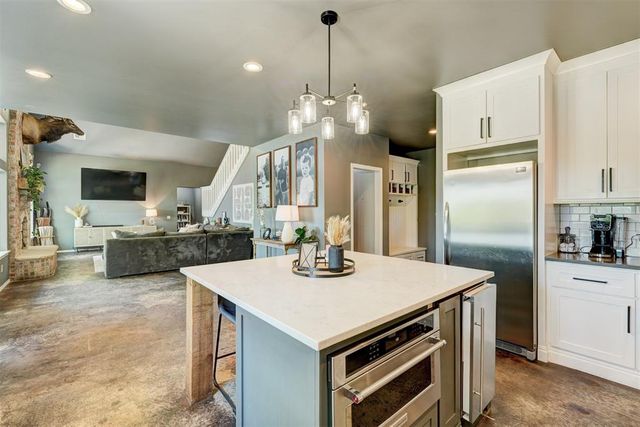 17400 Pantera Avenue, Choctaw, OK 73020