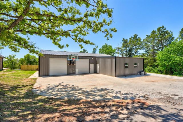 17400 Pantera Avenue, Choctaw, OK 73020