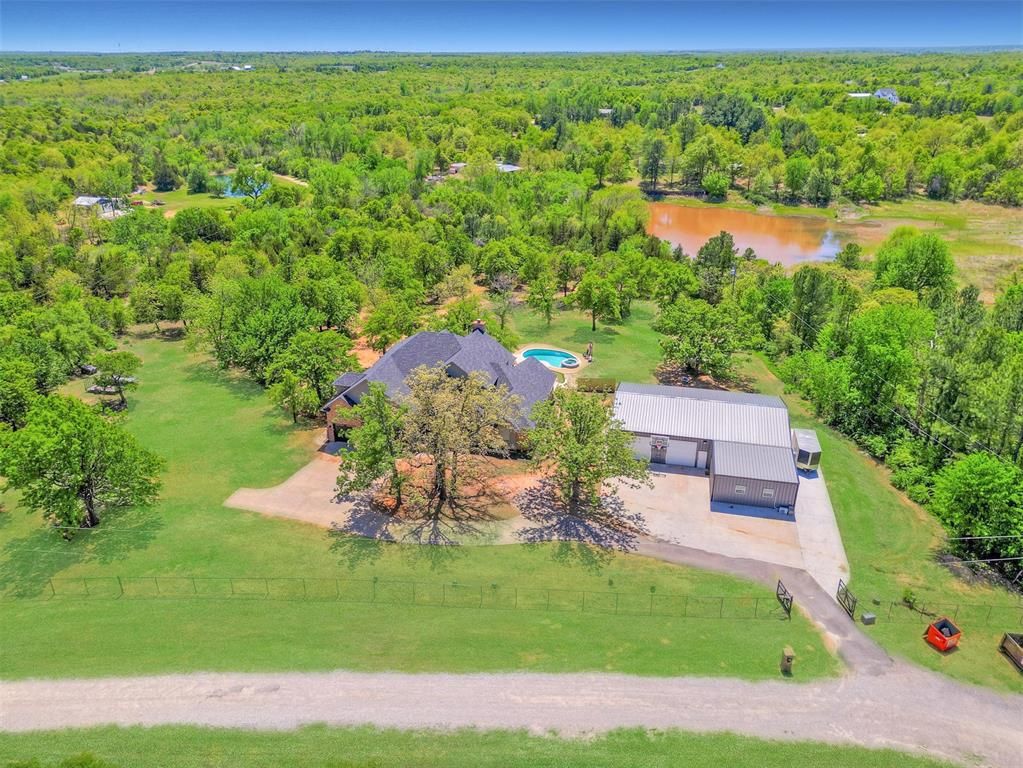 17400 Pantera Avenue, Choctaw, OK 73020