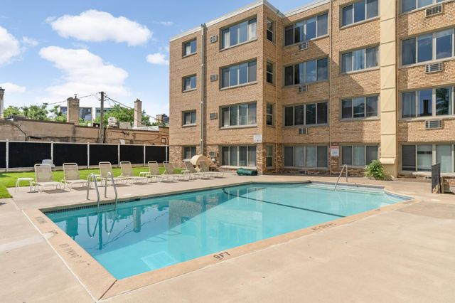 2727 W 43rd Street 206, Minneapolis, MN 55410