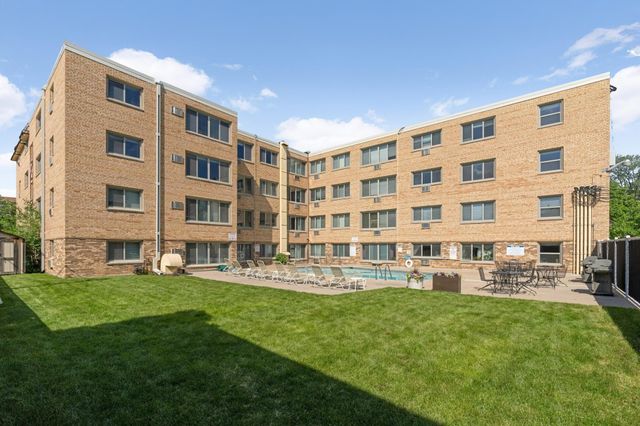 2727 W 43rd Street 206, Minneapolis, MN 55410