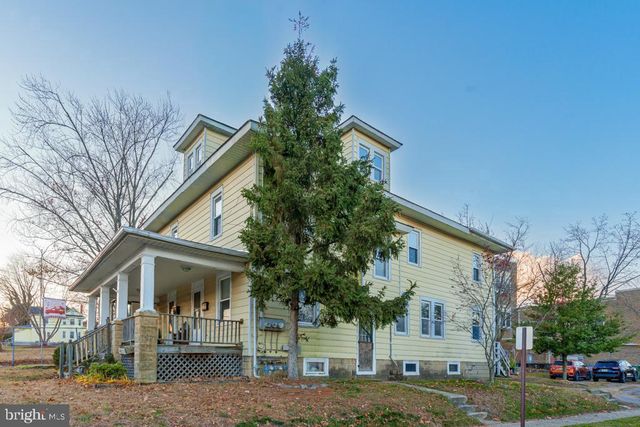 148 E HOLLY AVE, Pitman, NJ 08071