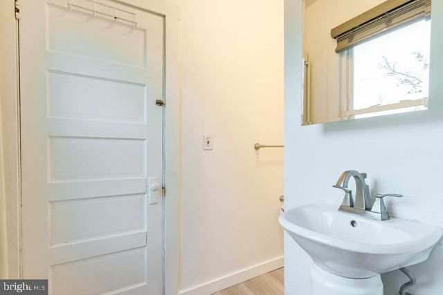 148 E HOLLY AVE, Pitman, NJ 08071