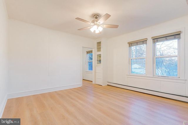 148 E HOLLY AVE, Pitman, NJ 08071