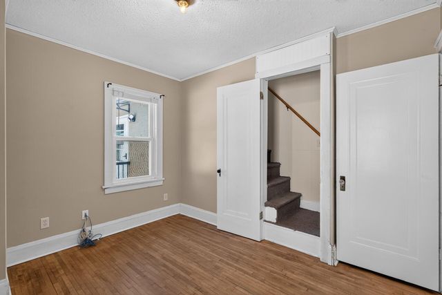 4242 Thomas Avenue N, Minneapolis, MN 55412