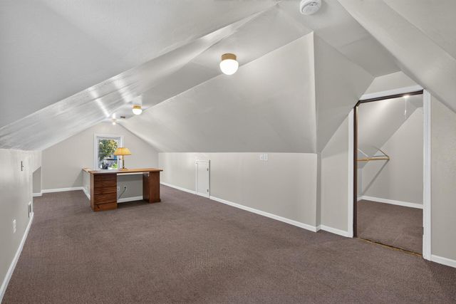 4242 Thomas Avenue N, Minneapolis, MN 55412
