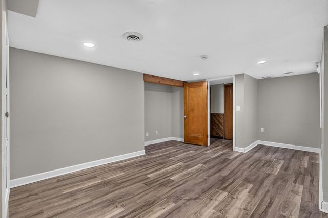 4242 Thomas Avenue N, Minneapolis, MN 55412