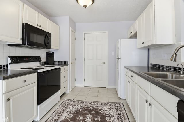 9304 Maryland Court, Fishers, IN 46038