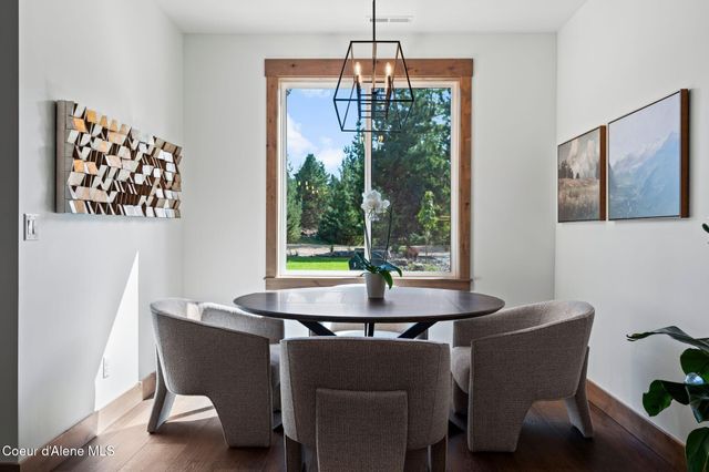 43 Osprey Ln, Sandpoint, ID 83864