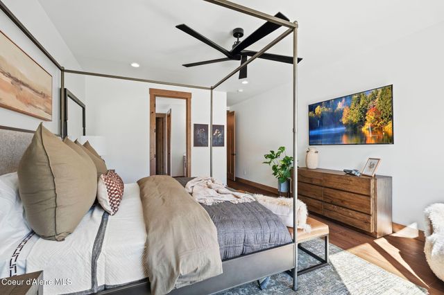 43 Osprey Ln, Sandpoint, ID 83864