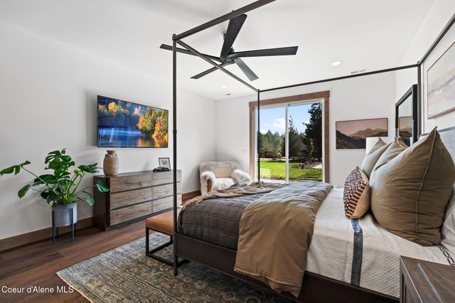 43 Osprey Ln, Sandpoint, ID 83864