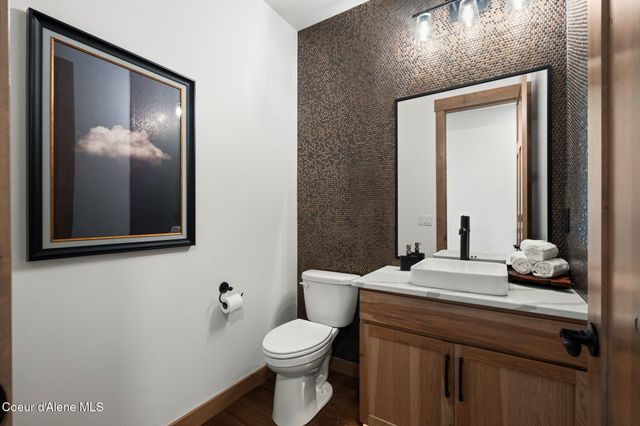 43 Osprey Ln, Sandpoint, ID 83864