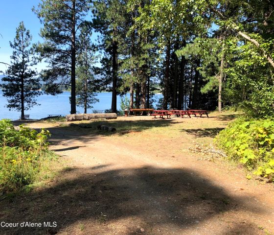 43 Osprey Ln, Sandpoint, ID 83864