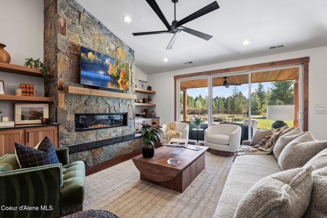 43 Osprey Ln, Sandpoint, ID 83864