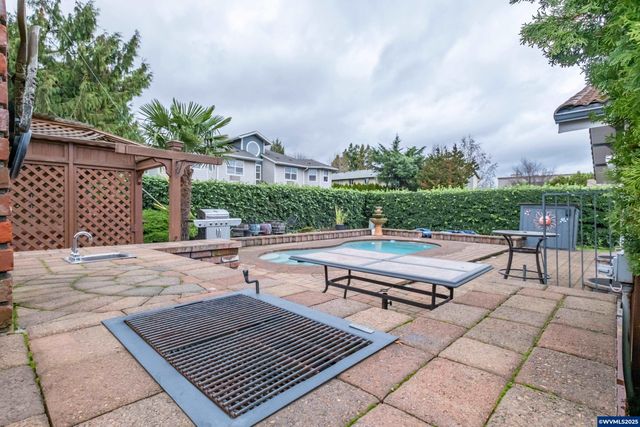 4433 41st Av NE, Salem, OR 97305