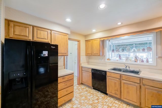 4433 41st Av NE, Salem, OR 97305