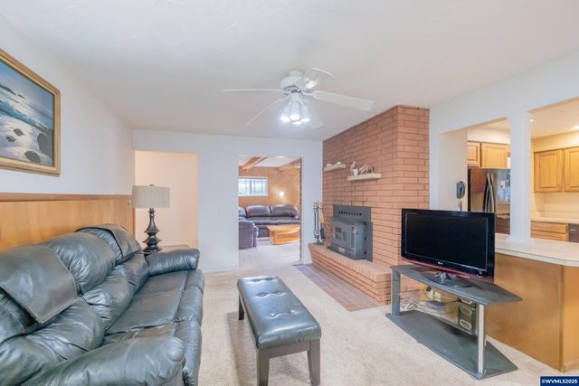 4433 41st Av NE, Salem, OR 97305