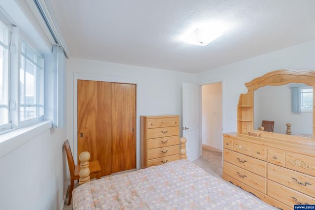 4433 41st Av NE, Salem, OR 97305