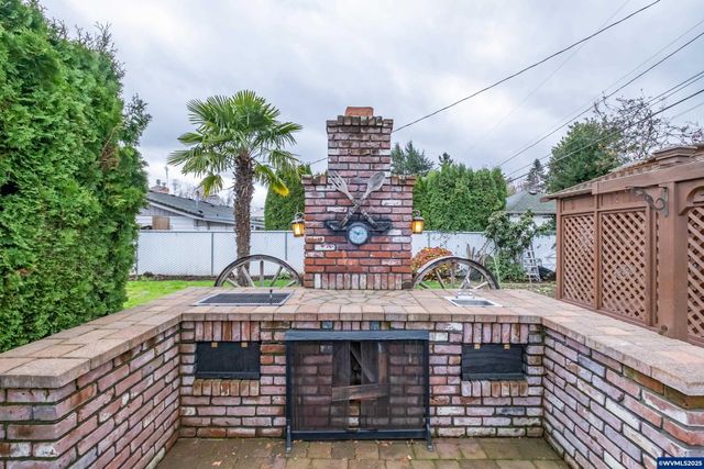 4433 41st Av NE, Salem, OR 97305