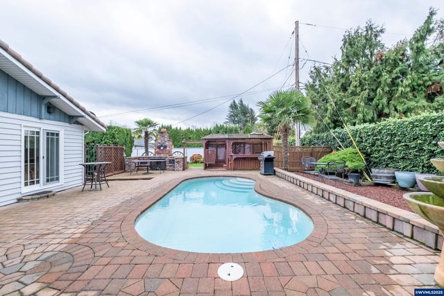 4433 41st Av NE, Salem, OR 97305